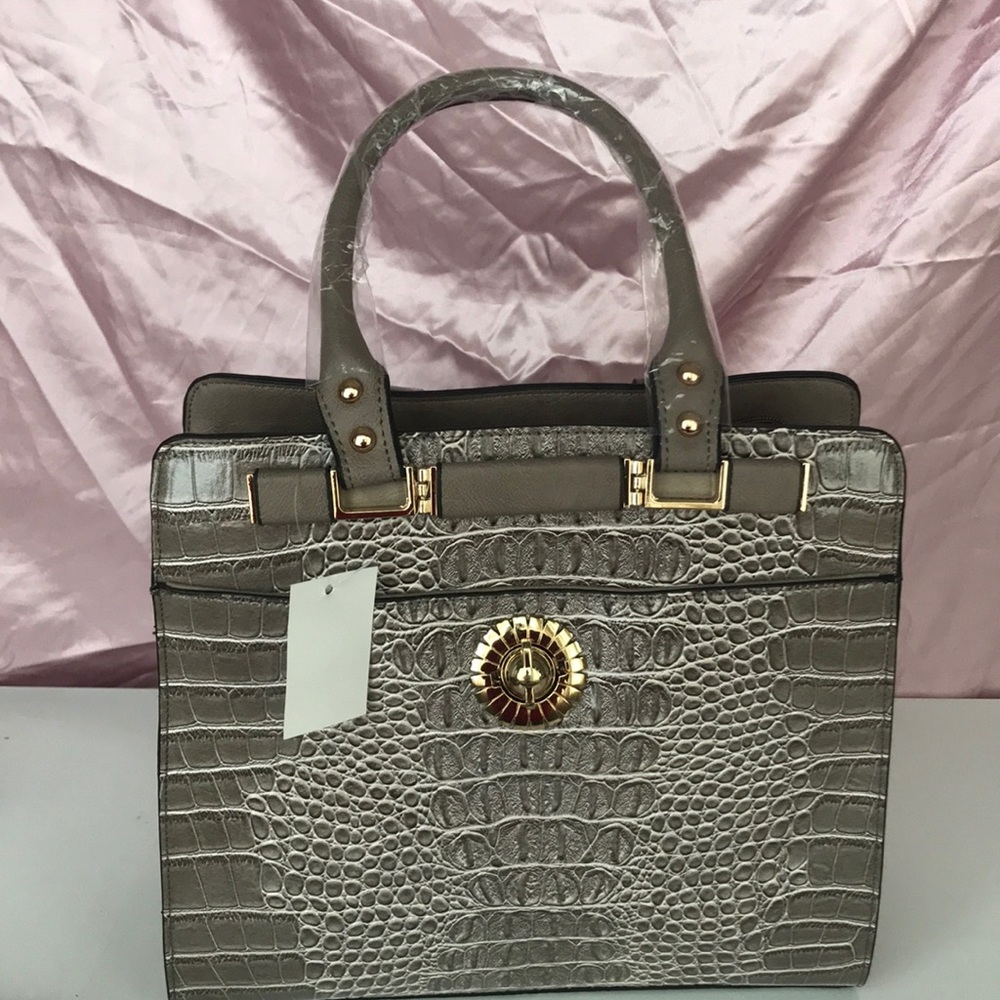 Grey purse!😁